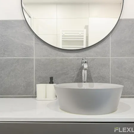 Bastille - Charm And Comfort In The Heart Of The 12ᵉ Arrondissement *